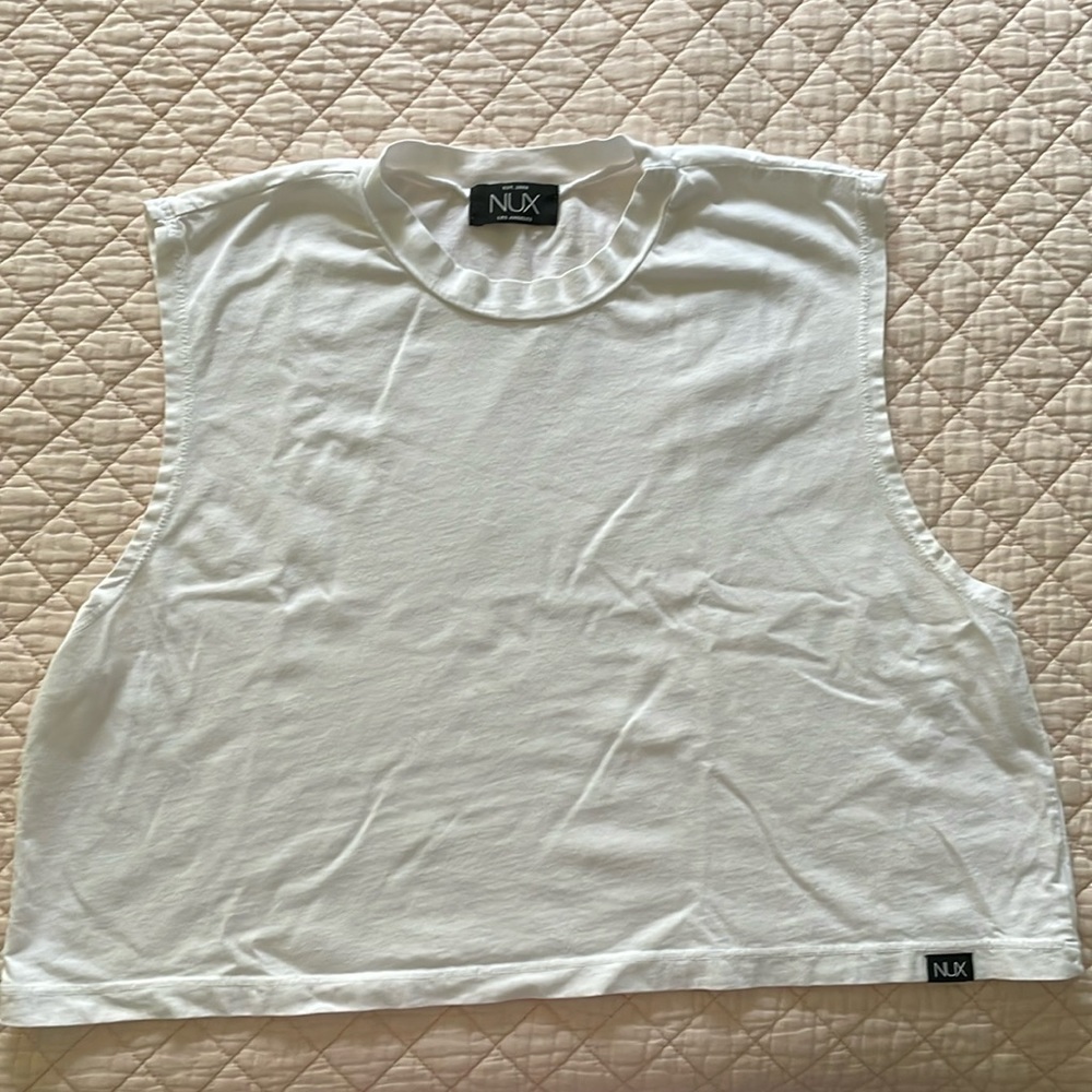Size medium NUX Ella tank GUC